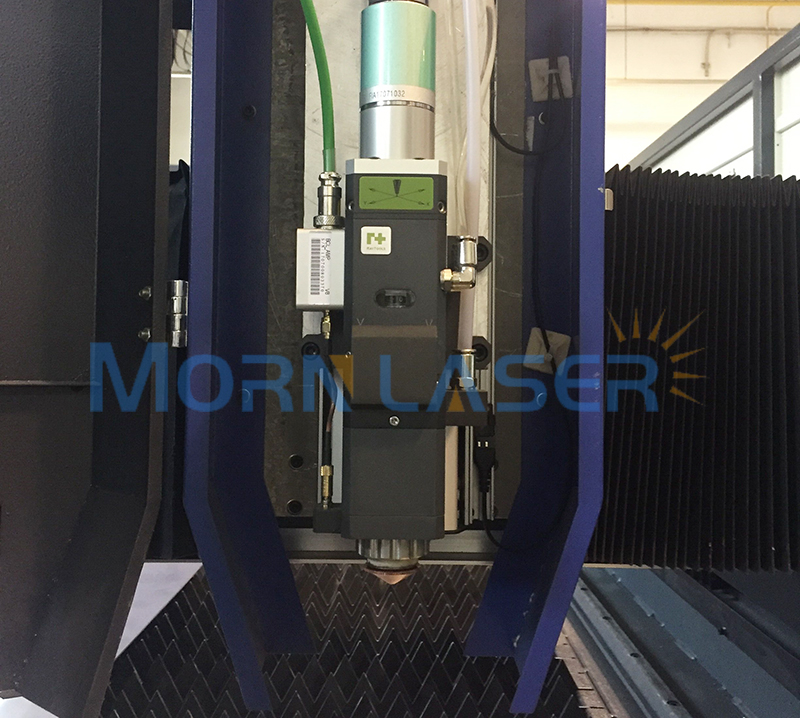 1709153475616727.jpg fiber laser cutting 2.jpg