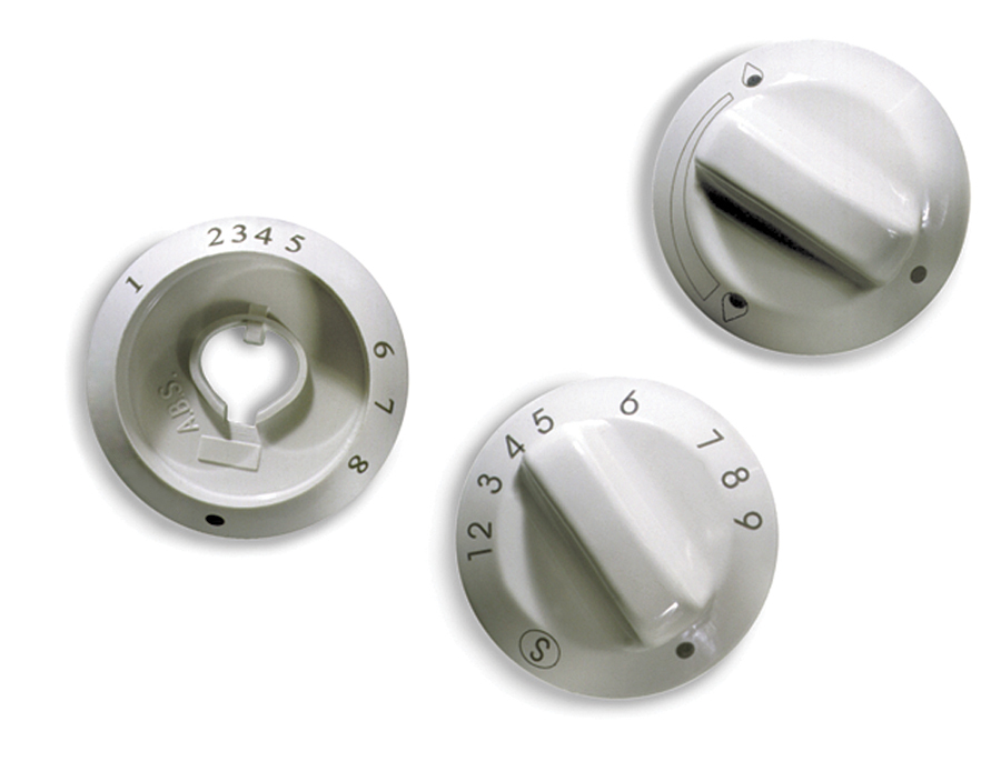 1715153475653253.jpg fiber laser marking electronic parts 1.jpg