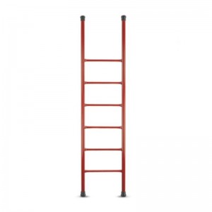 足場鋼管のステップラダー塗装