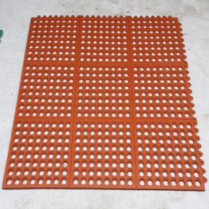 草の保護のための高品質の圧縮抵抗SBRゴムリングマットレスゴムフローリングマット