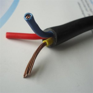 0.6 / 1kv 3 x 6mm 2 LVの送電線ポリ塩化ビニールはCuの固体/座礁させたコンダクターを絶縁しました