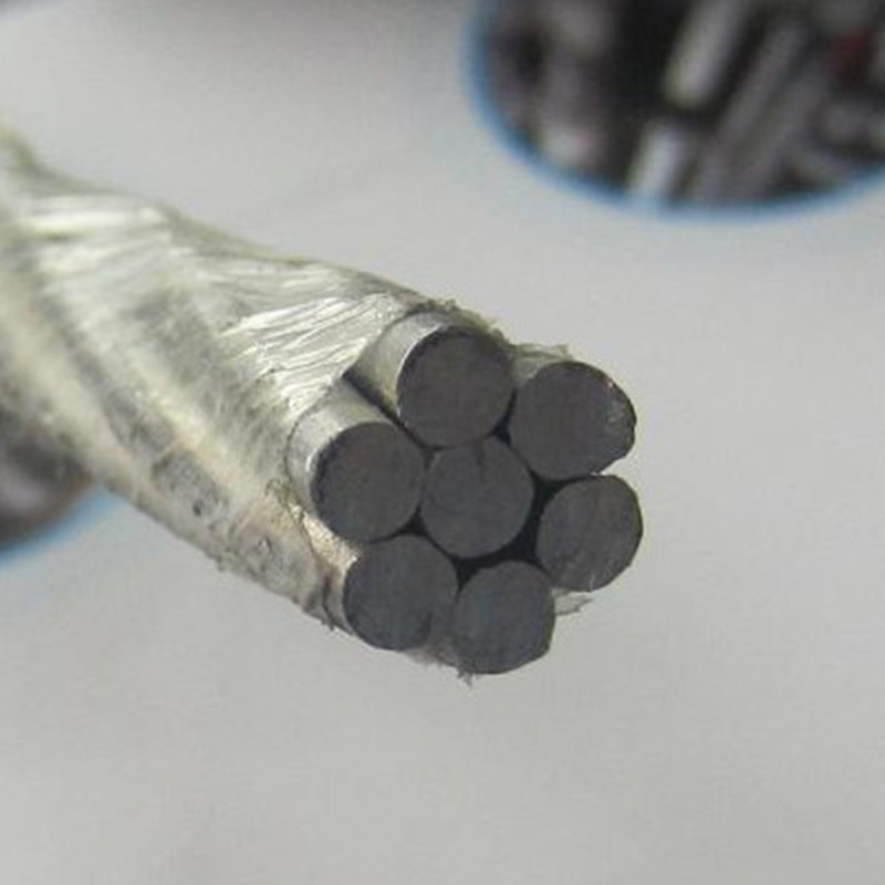 ASTM、BS、ASTM A-475、CSA G12-92、BS183によるすべてのサイズの裸のガイワイヤーかステイワイヤー