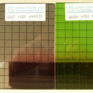 クリアで結線されたガラス