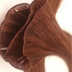 手で結んだ髪--- Crown09