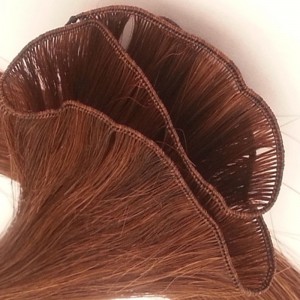 手で結んだ髪--- Crown09