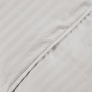 1cmのダマスク織の縞の生地が付いている90％の白いアヒルの羽毛布団