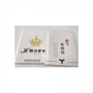 ロゴ/郵送袋が付いている白い金属ホイルの注文の泡封筒多郵便利用者はプラスチックをパッドを入れました