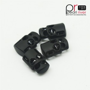 カスタムサイズとブラックカラーのストッパーバックル