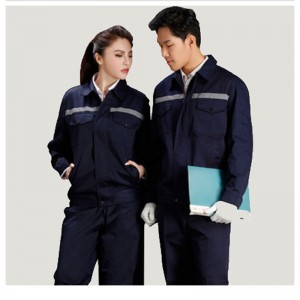 作業服のカスタマイズ