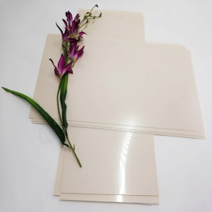 家具のための良質0.5mmのアプリコット色の堅いペットプラスチックポリエステルシート