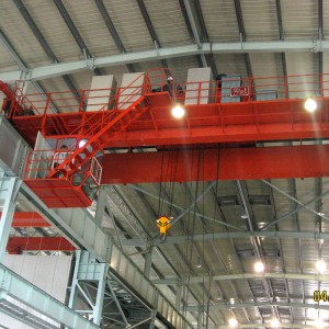 断熱天井クレーン