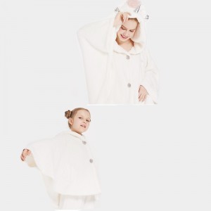 ファミリーマッチングの服にぴったり合うフリースカーディガン