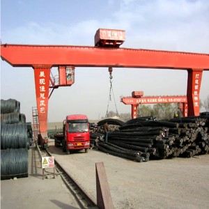 ウィンチが付いているL字型足の単一の桁のガントリークレーン