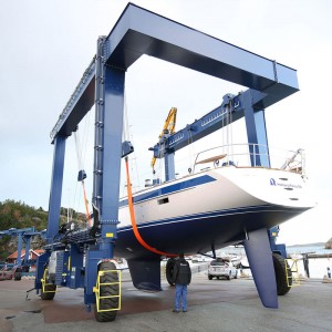 ボートやヨット用クレーン