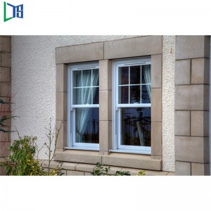 粉のコーティングのSuerfaceの治療を用いる二重掛けられたアルミニウム縦の滑走の窓