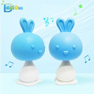 卸売カスタムチュアブル柔らかい赤ちゃんガラガラしゃがみ玩具赤ちゃんの歯が生える安全100％シリコーン赤ちゃんの歯が生える