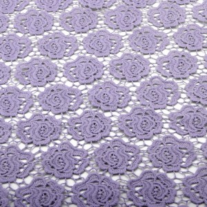 ミルクシルクレース、ポリエステル／ナイロンレース、綿レース、布地