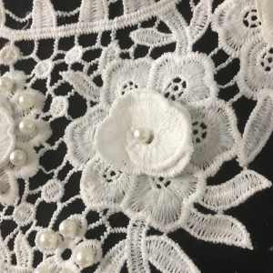 ビーズアップリケレース付​​きの新しい到着ネックカラー