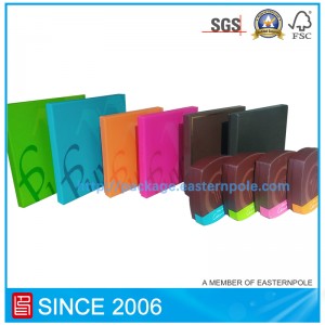 ボール紙の挿入物が付いている贅沢な堅いチョコレート箱