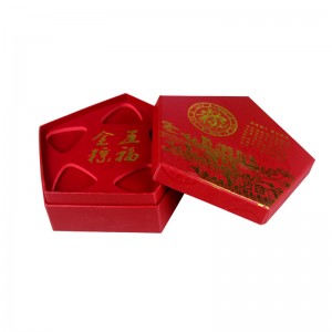 イヤリングボックスリングブレスレット