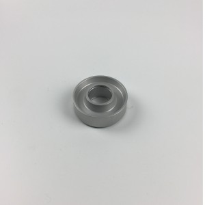 自動車の機器の部品