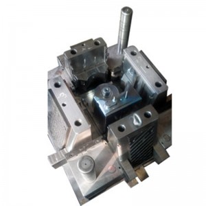 コーヒーマシンの本体