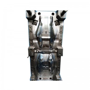 オートバイの燃料タンクのトリムプレート