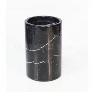 黒大理石のワインクーラー