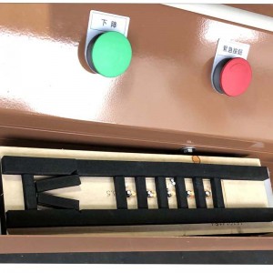 革パンチングベルト穴あけ機