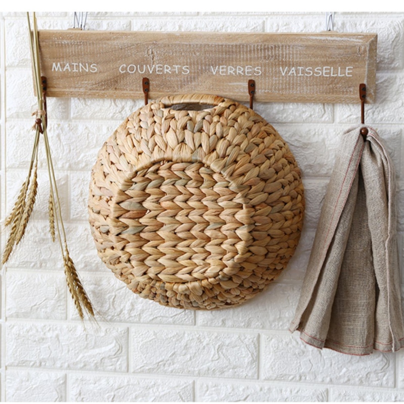 編まれたウォーターヒヤシンスバスケット