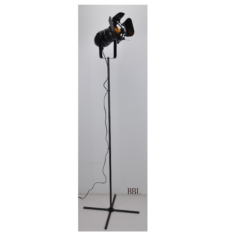 Uブラケットが付いている映画床ライト-1、方向を調整できます