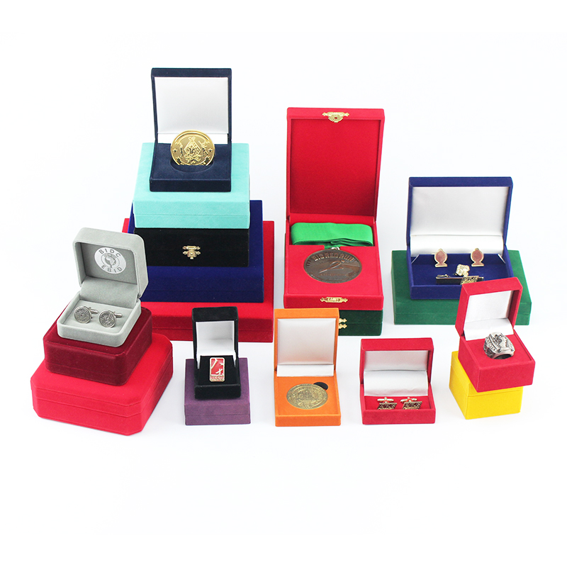 ジュエリーボックスメタルケース