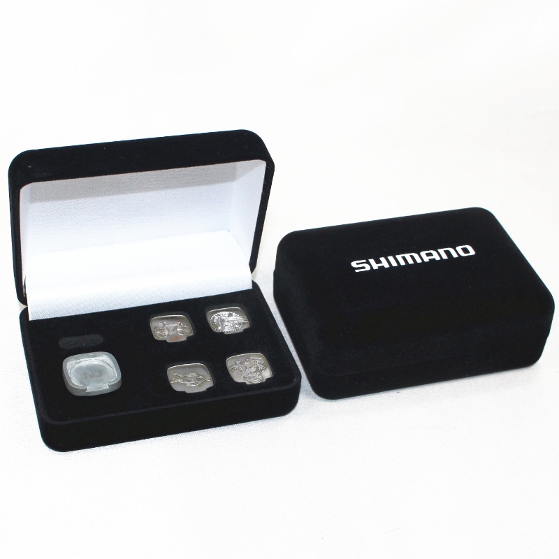 カフスボタン、ネクタイクリップ、MM用ラウンド形のベルベットボックス。95 * 68 * 36、重さ約65 g