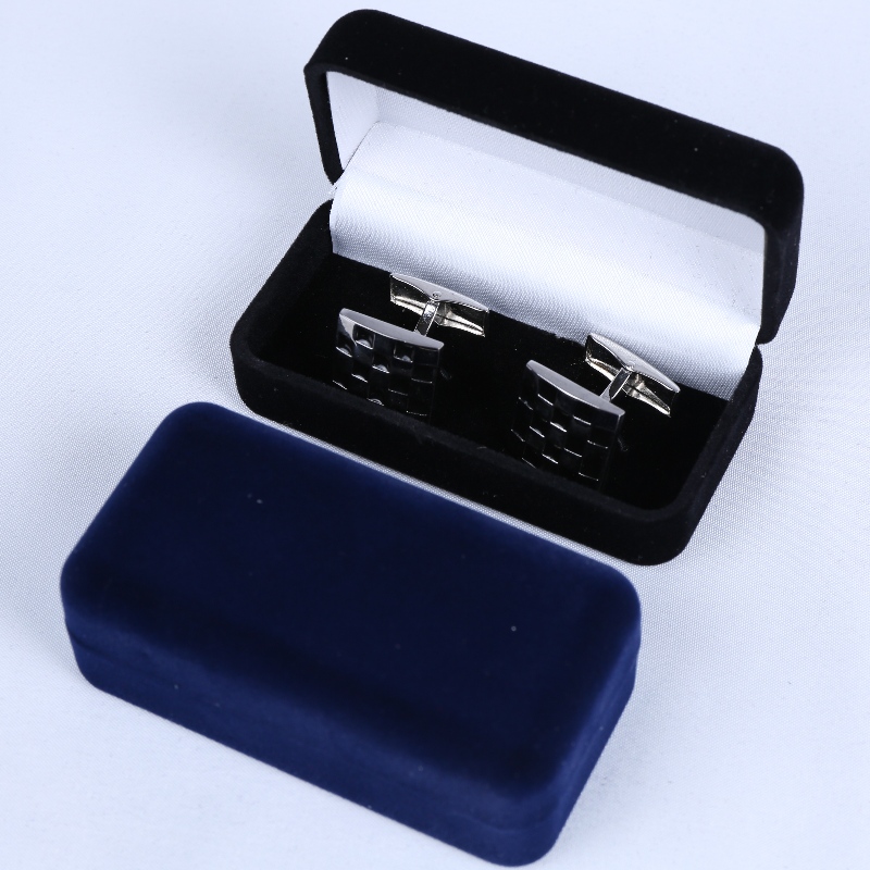 アイテムD-68Sカフリンクス、タイクリップ、バッジなどの丸型ベルベットボックスmm。 75 * 38 * 28、重量約30g