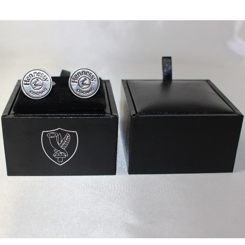 アイテムV-20Sカップルカフリンクスなどのための正方形のPUレザーボックス。mm。 65 * 65 * 38、重さ約62g