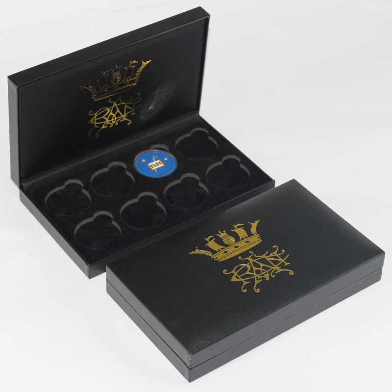 90×120 mmのメダル、コインとバッジなどのための長方形のPU革ボックス。234 * 140 * 40、約325 gの重さ