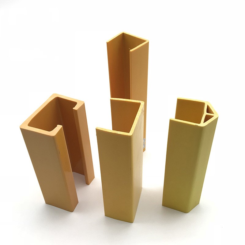 機械保護装飾用のカスタマイズされたマルチさまざまなU字型チャネルABSUPVC PP PEPVCプラスチック押出プロファイル