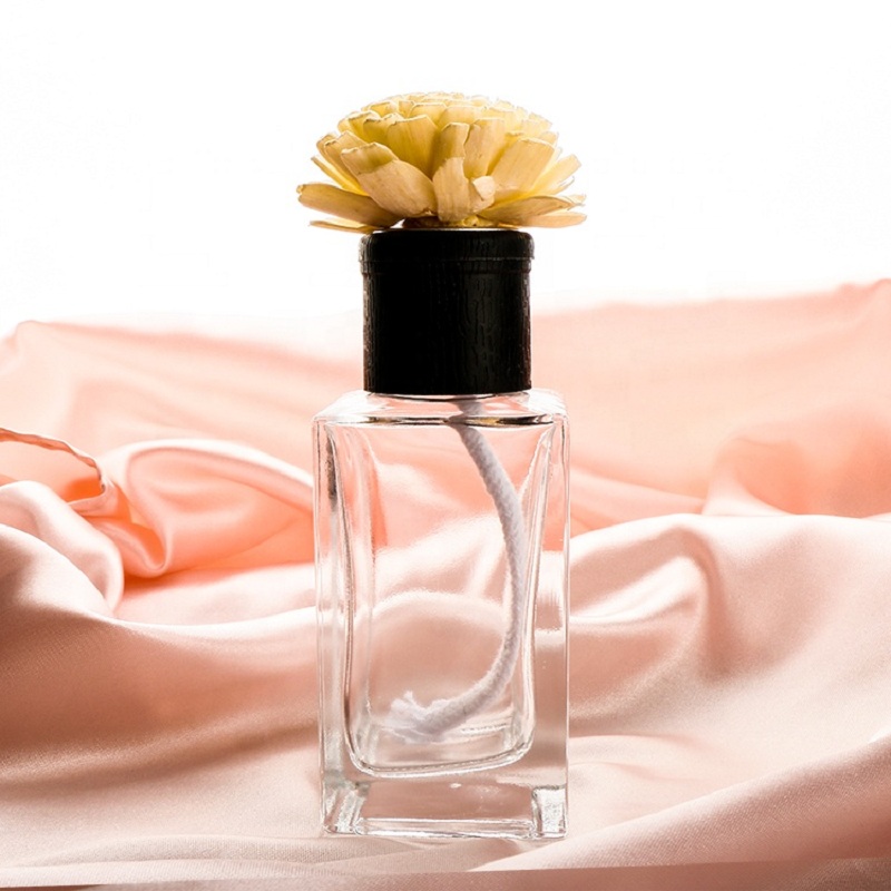 良質の藤はパーソナルケアのためのリード拡散器のガラスビンを付けます