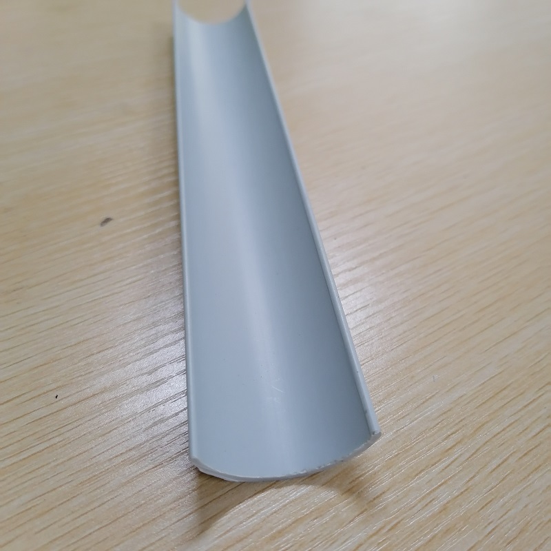 エッジ保護のためのPVCCチャネル半円pvcパイプストリップpvc押し出しプロファイル