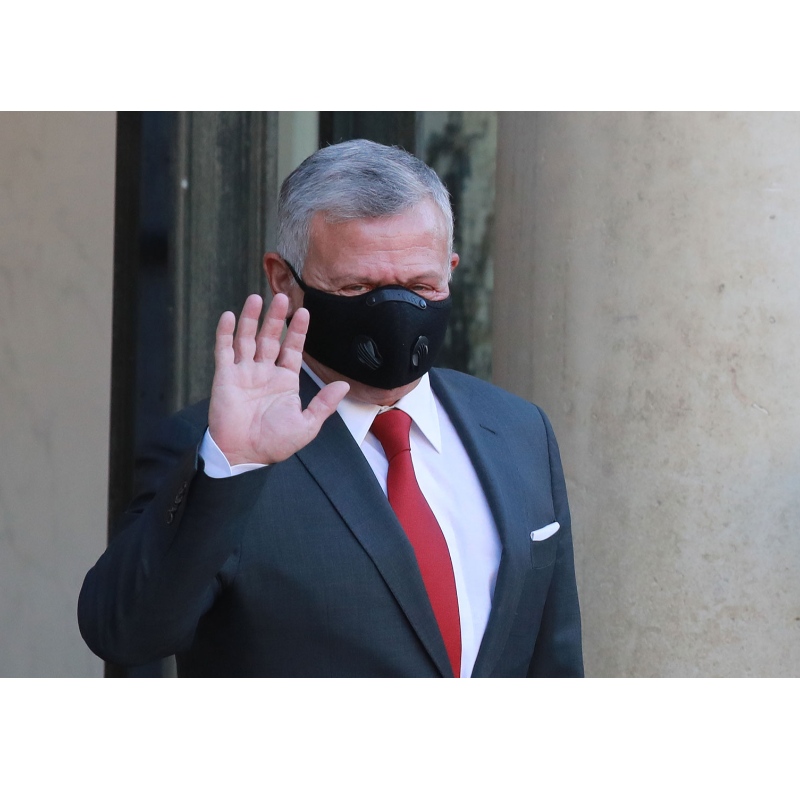 Jordanの王Abdullahはコロナウイルスワクチンを受け取ります