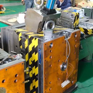 プロのカスタマイズされた工業用プラスチック部品メーカー射出成形金型