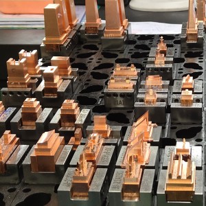 プロのプラスチック医療製品医療カバープラスチック射出成形金型製造