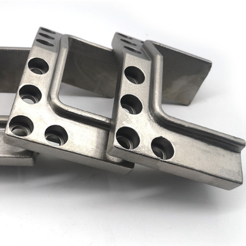 中古製造ニッケル合金718（2）中の細かい等軸微細構造