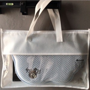 乳児の枕の記憶泡