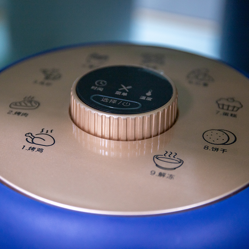 脂っこい、健康的で節約、電気、光を節約するのに最適な最も健康的な方法。それはエアフライヤーです