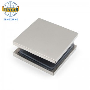 中国メーカーガラス保持クリップクローム2 * 2インチクリップ真鍮ガラスドアクランプドア&ウィンドウヒンジ8-12mmガラスバスルームスタンダード