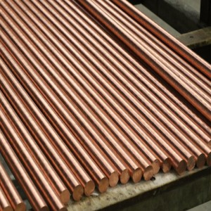 赤い銅のスティック