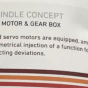 現代の洗練された省エネ射出成形機