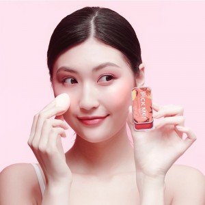 OEMの頬&lips&eyes 3の製造元