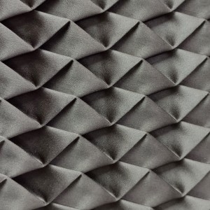 布のエンボス加工